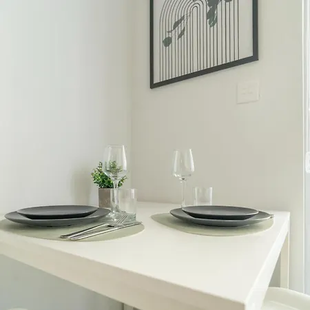 A Lovely 1Br Safe, Equipped Home With Wifi & Ac Stj092 *
