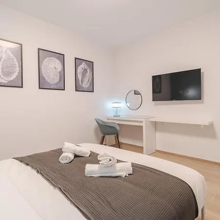 A Lovely 1Br Safe, Equipped Home With Wifi & Ac Stj092 * Saint Julian's
