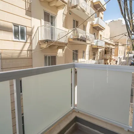 A Lovely 1br Fully Equipped With Wifi And Ac In St Julians San Giuliano